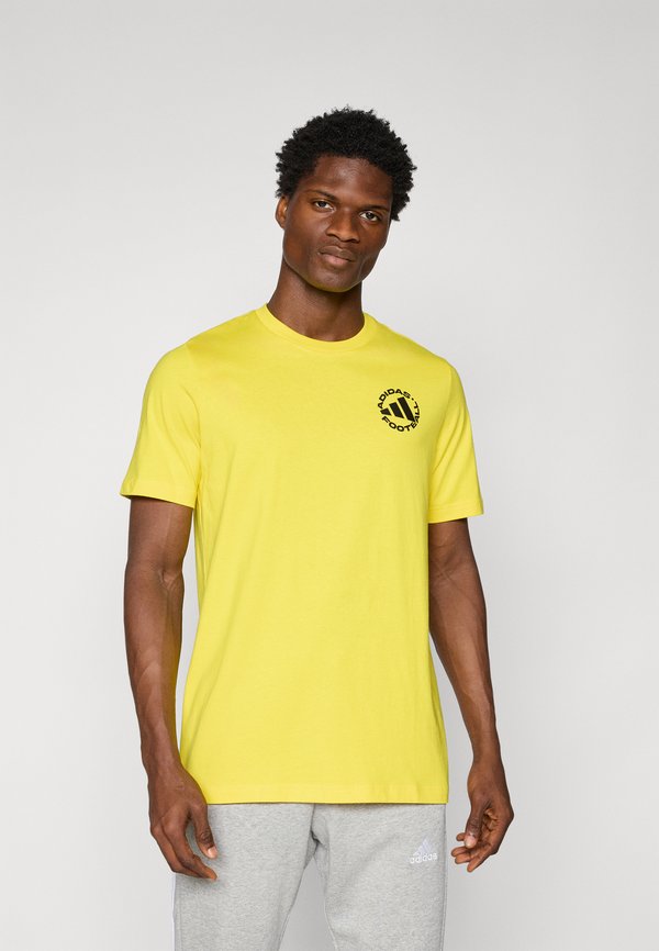 adidas Performance FOOTBALL STICKER GRAPHIC T-SHIRT