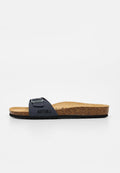 Single Navy Slide-Sandale mit Korkfußbett, schwarzer Sohle und verstellbarem Riemen mit der Aufschrift "BAYTON" und Anker-Logo.