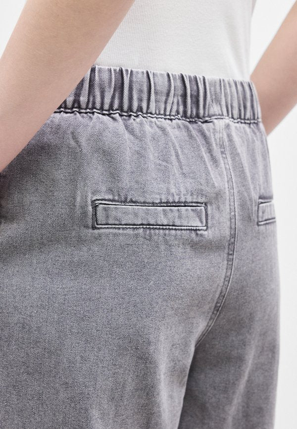 Vero Moda Tall VMVALERIA PULL UP