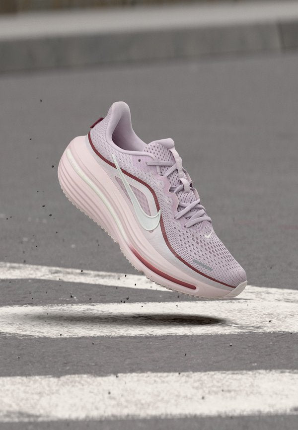 Nike Performance AIR WINFLO 12 - Road running shoes - bleached lilac/sail/pearl pink/pink smoke