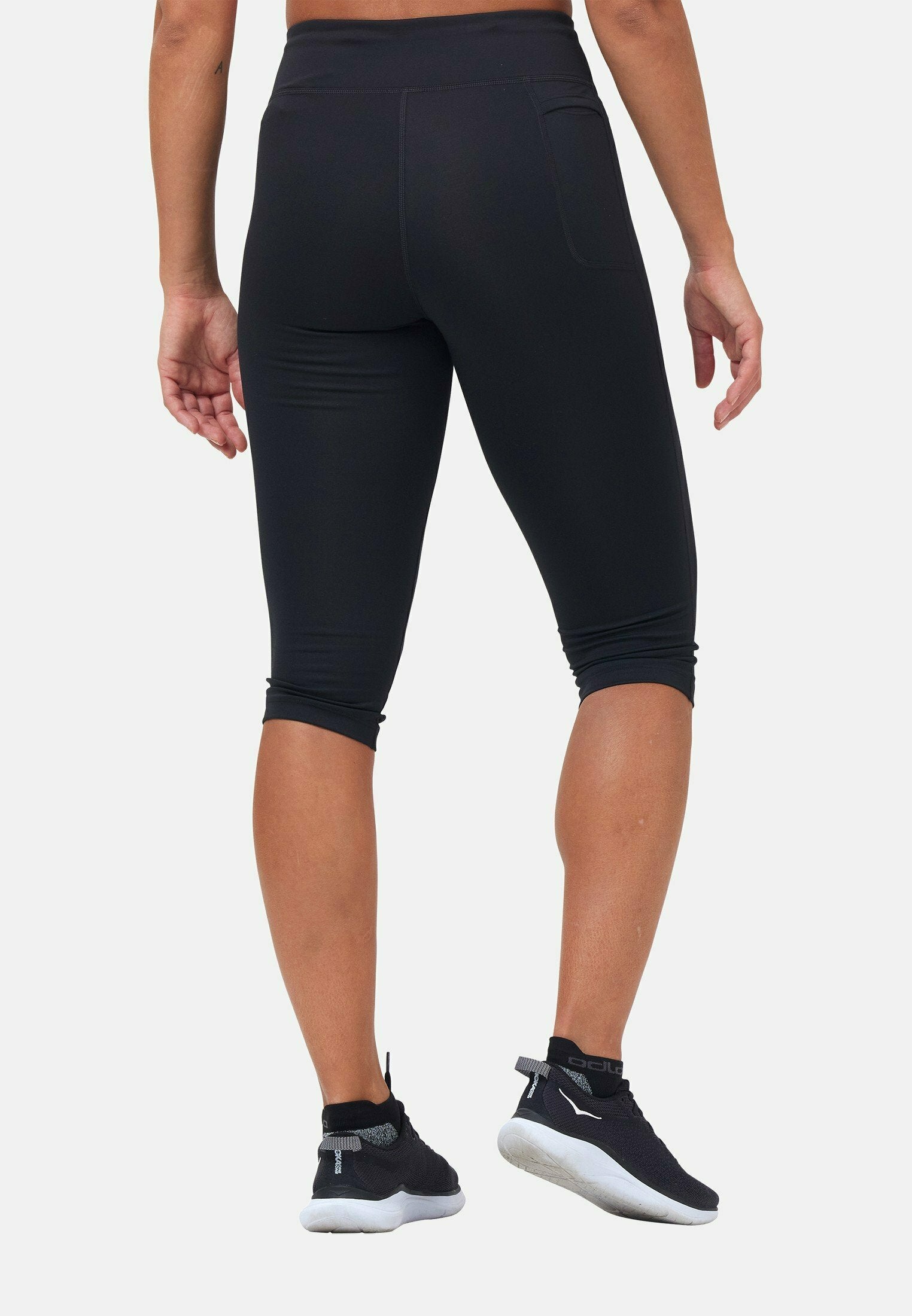 ODLO ESSENTIAL