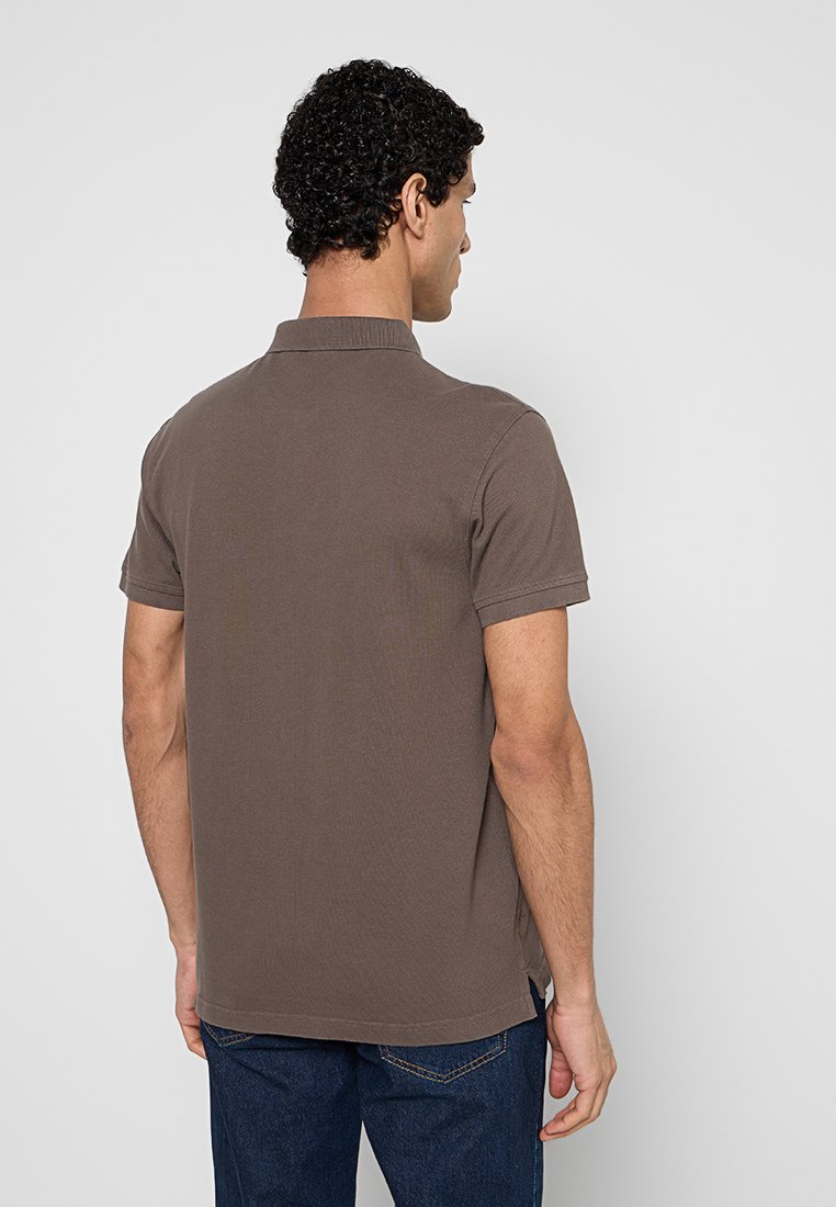 Levi's® STANDARD FIT