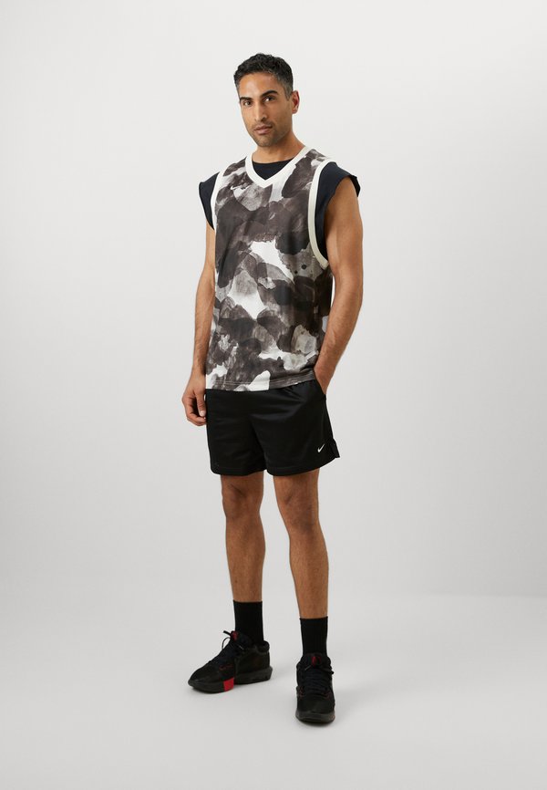 Nike Performance DNA