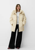 Bershka Wintermantel Media 1