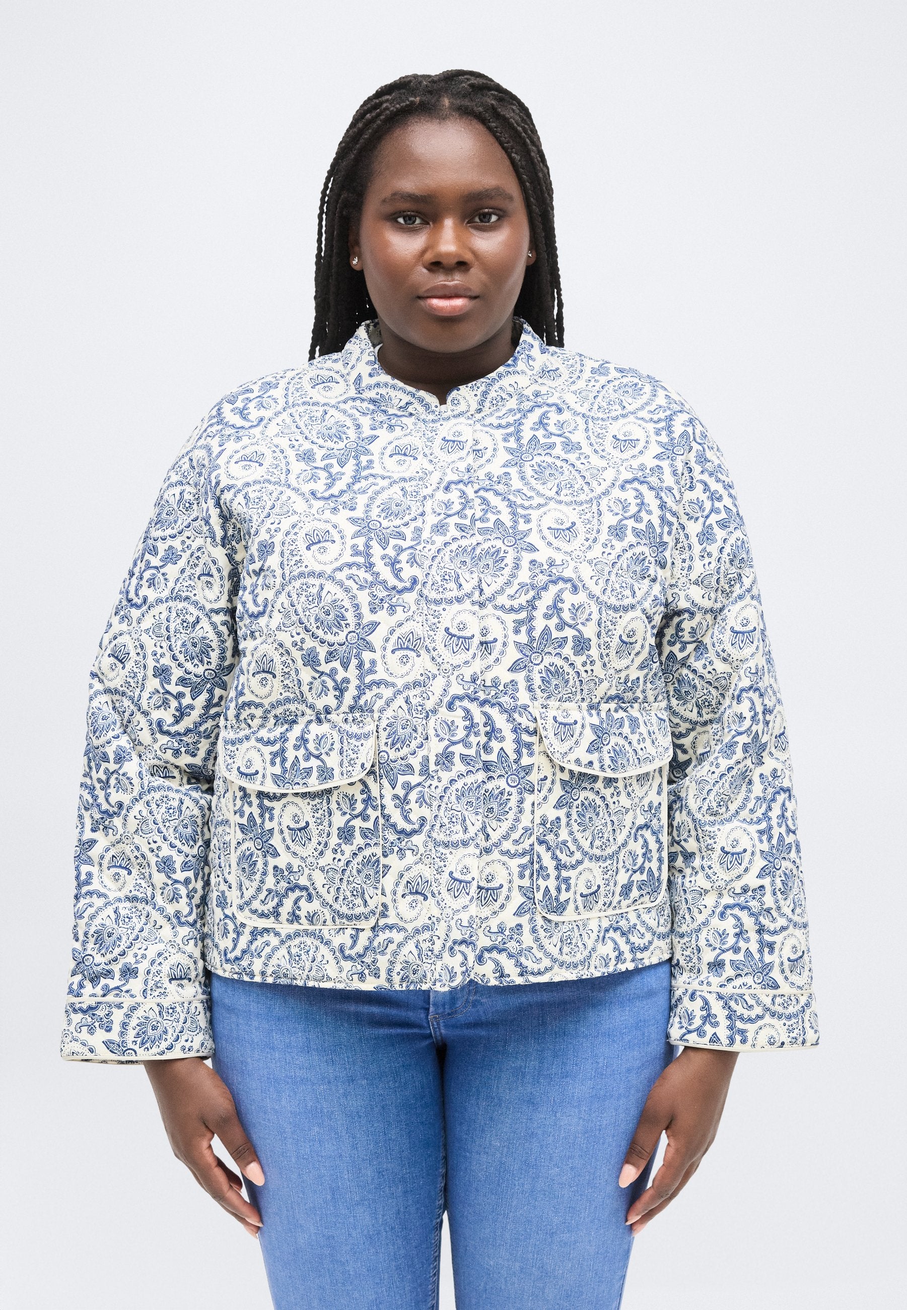 CARHALLIE JACKET Media 3