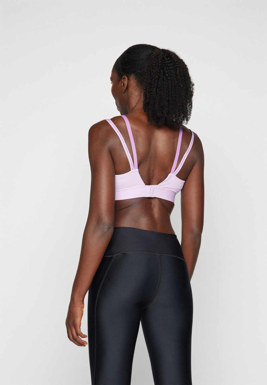Under Armour INFINITY MID BRA