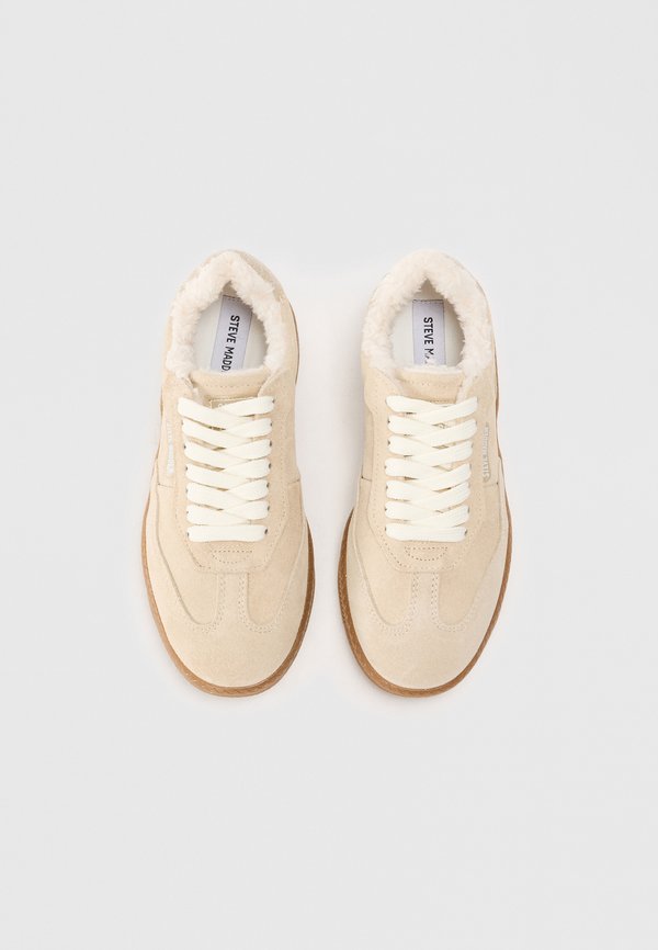 Steve Madden EUPHORIA