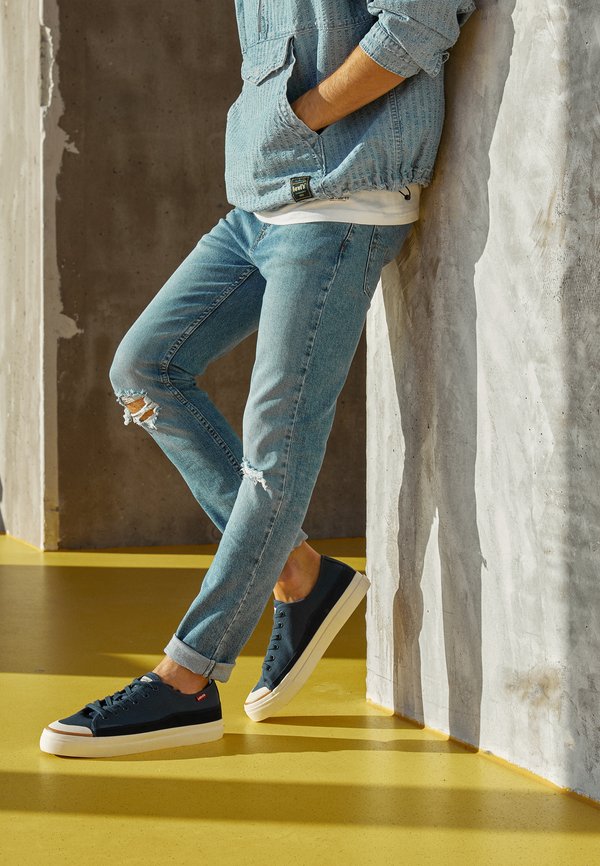 Levi's® 519™ EXTREME SKINNY HI-BALL