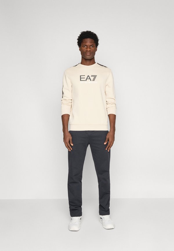 EA7 Emporio Armani