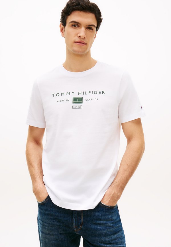 Tommy Hilfiger BRAND LOVE MONO STACK TEE - Print T-shirt - white