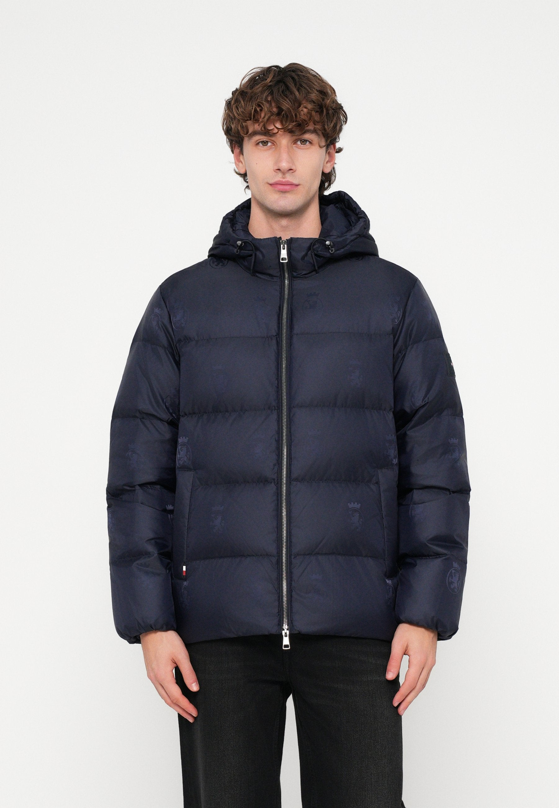 TH CREST PRINT DOWN PUFFER JACKET Media 3