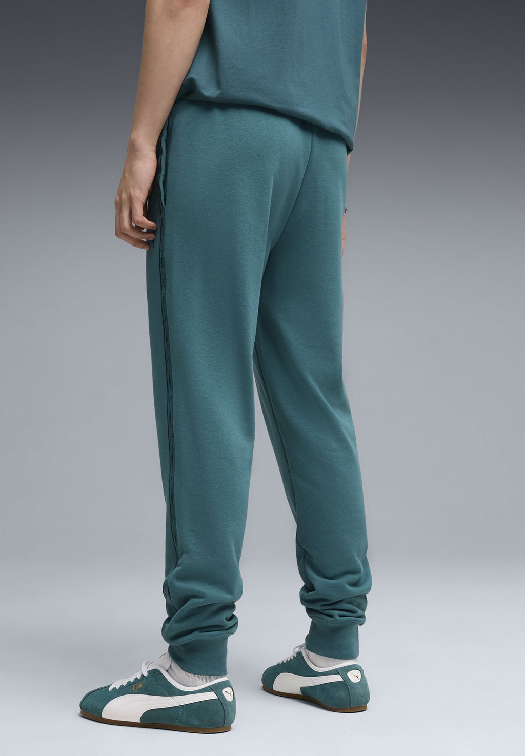 Puma ESSENTIALS TAPE JOGGING
