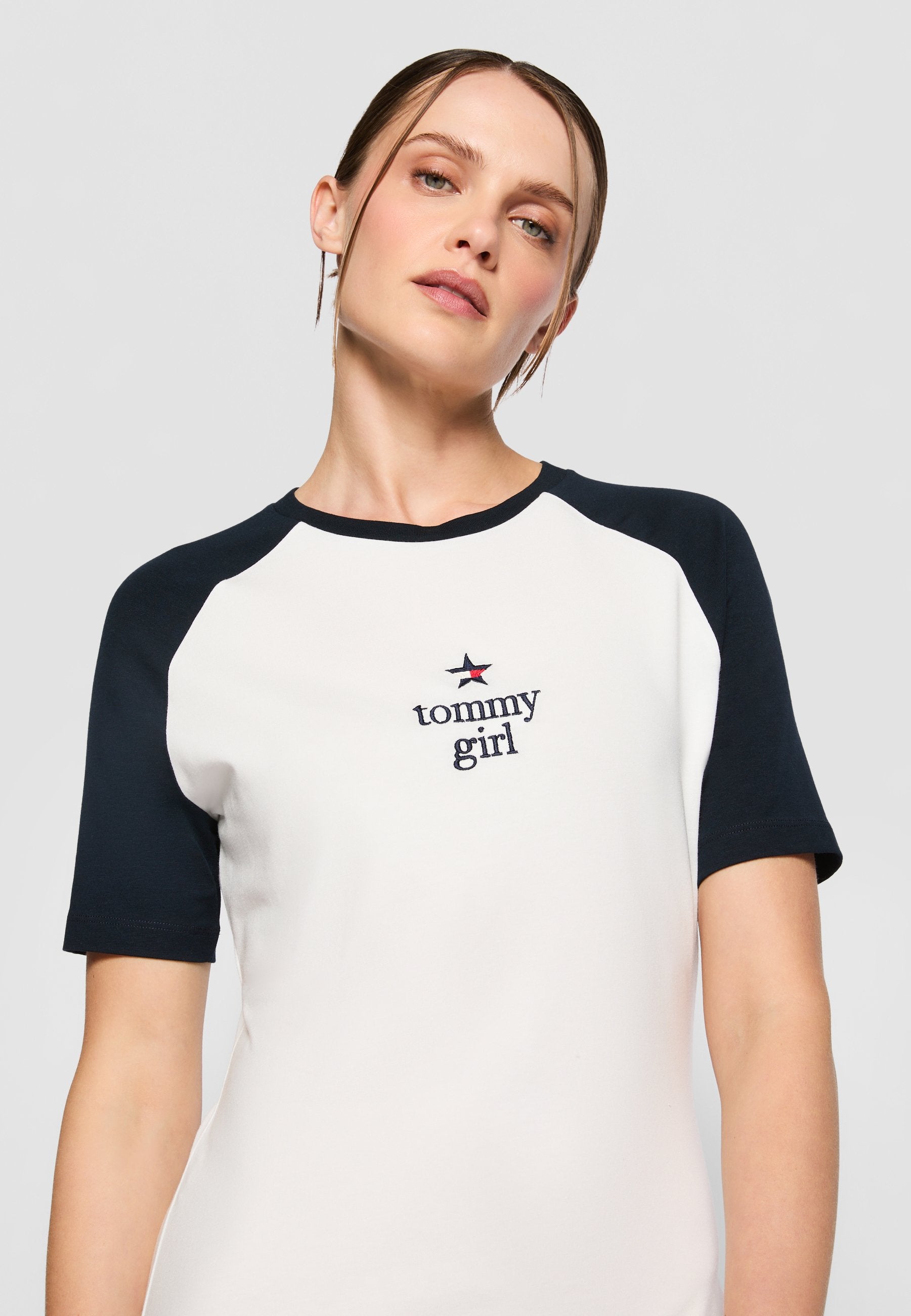 Tommy Jeans EXCLUSIVE RAGLAN T-SHIRT DRESS