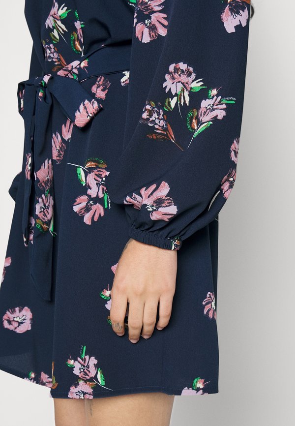 Vero Moda Petite VMLYDIA SHORT DRESS
