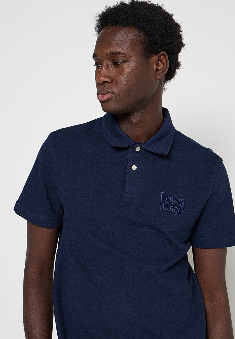 REGULAR FIT Media 4