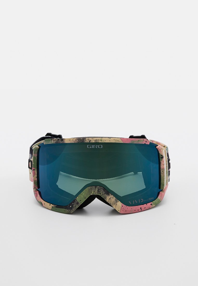 Giro REVOLT