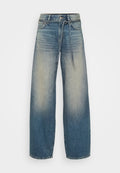 Helle blaue weite Jeans mit einer ausgewaschenen Optik, ausgestattet mit einem Knopf- und Bindebandverschluss sowie einem klassischen Fünf-Taschen-Design.