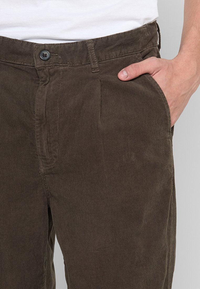 RELAXED FIT Media 5
