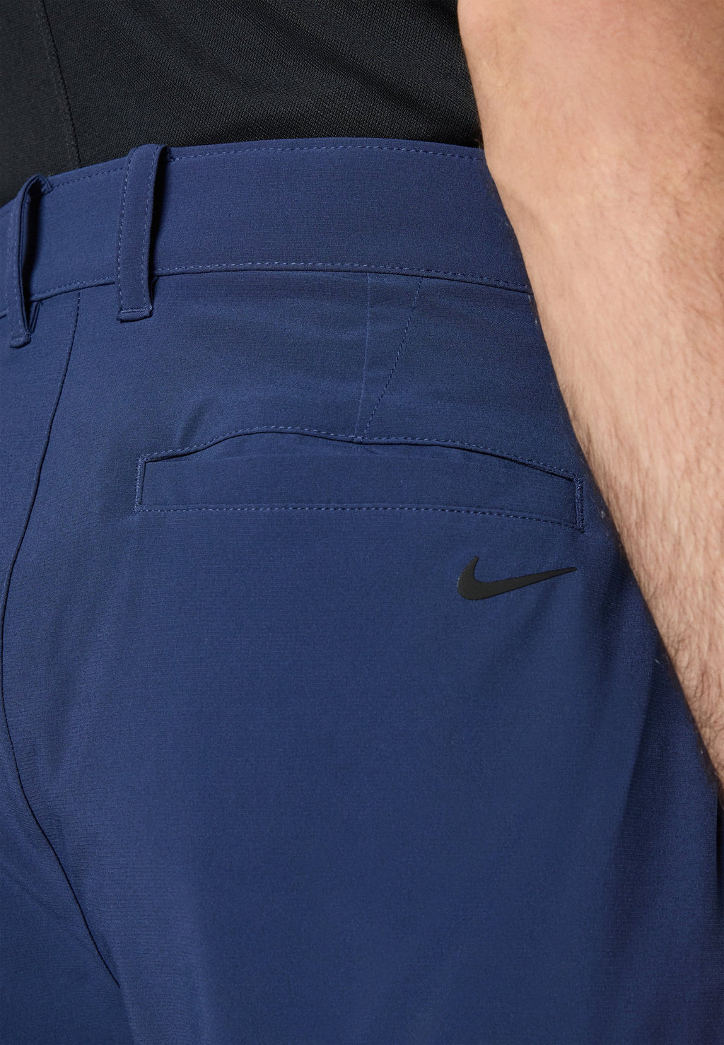 Nike Performance TOUR