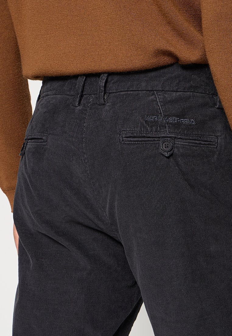 KARL LAGERFELD Chino Media 6