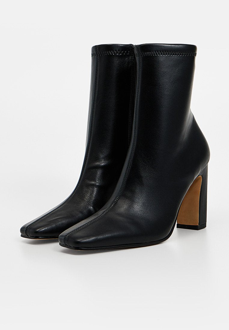 Steve Madden XYLENA
