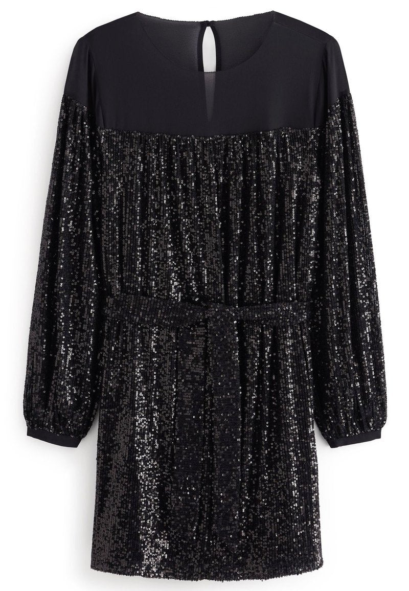 Schwarzes Kleid mit einem glitzernden unteren Teil und geraffter Textur, langen Ärmeln und einem Rundhalsausschnitt mit einem Schlüssel-Ausschnitt hinten.