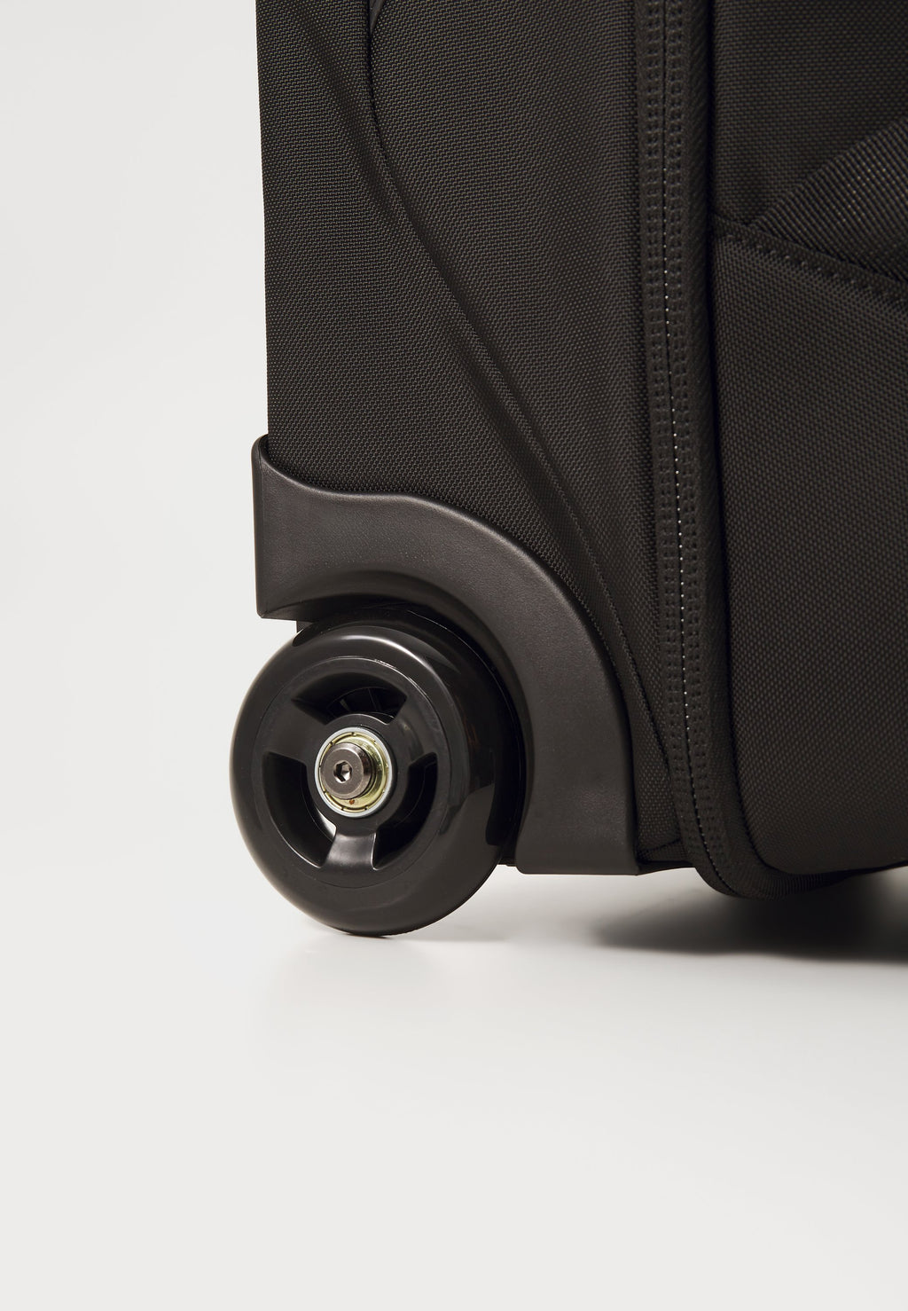 Peak Performance VERTICAL CABIN TROLLEY UNISEX