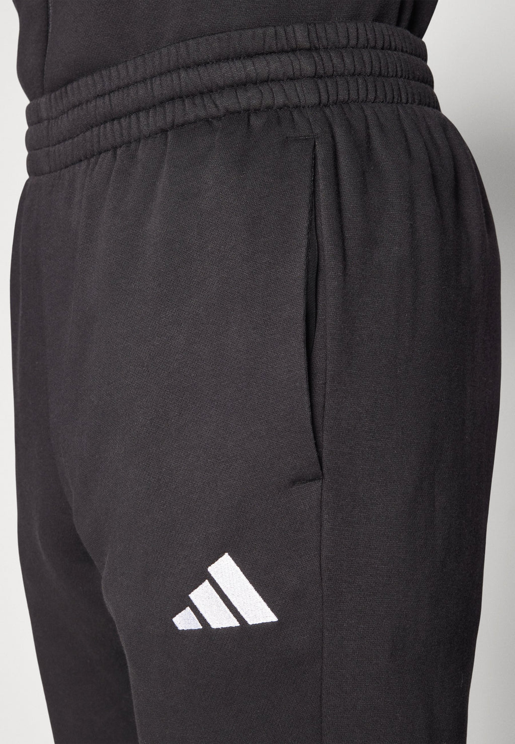 adidas Sportswear 3 STRIPES