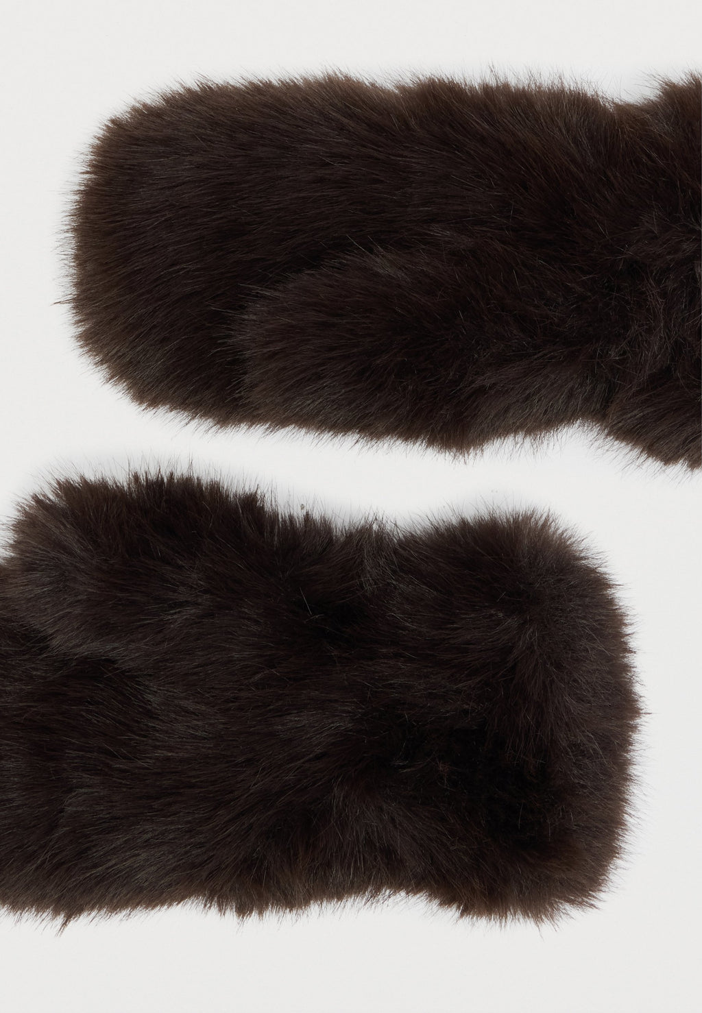 GAP MITTENS