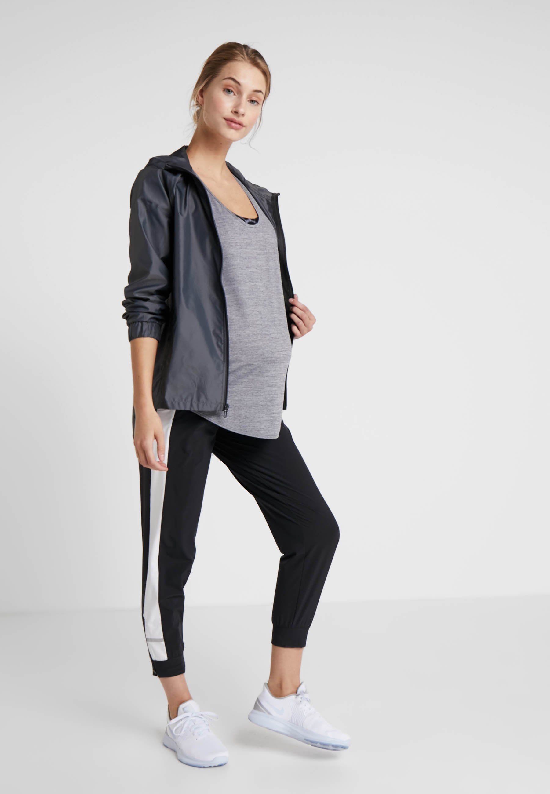 Cotton On Body MATERNITY TRAINING TANK