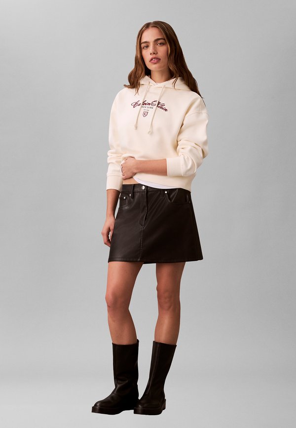 Calvin Klein Jeans SCRIPT LOGO GRAPHIC CROPPED
