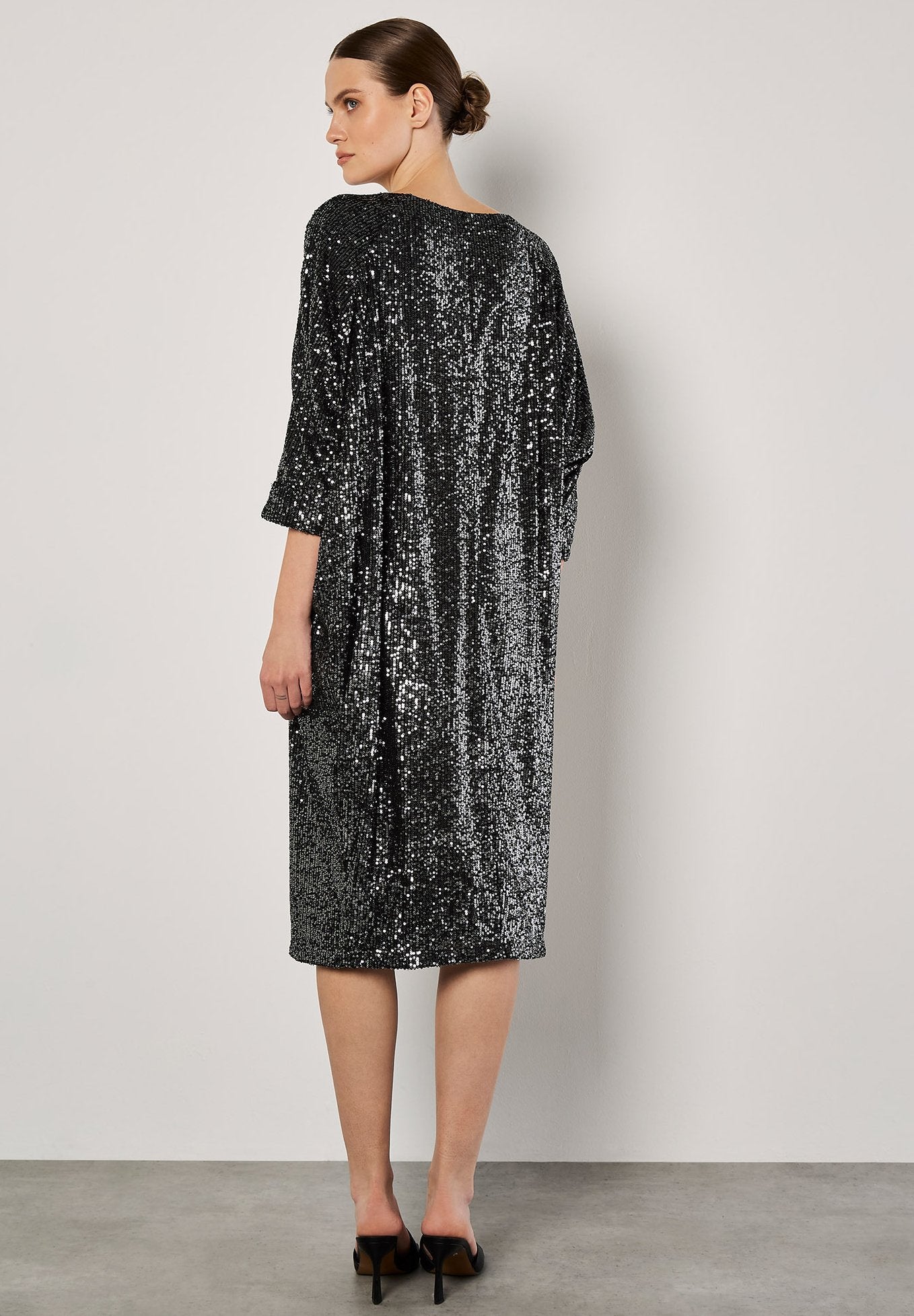 Apricot SEQUIN