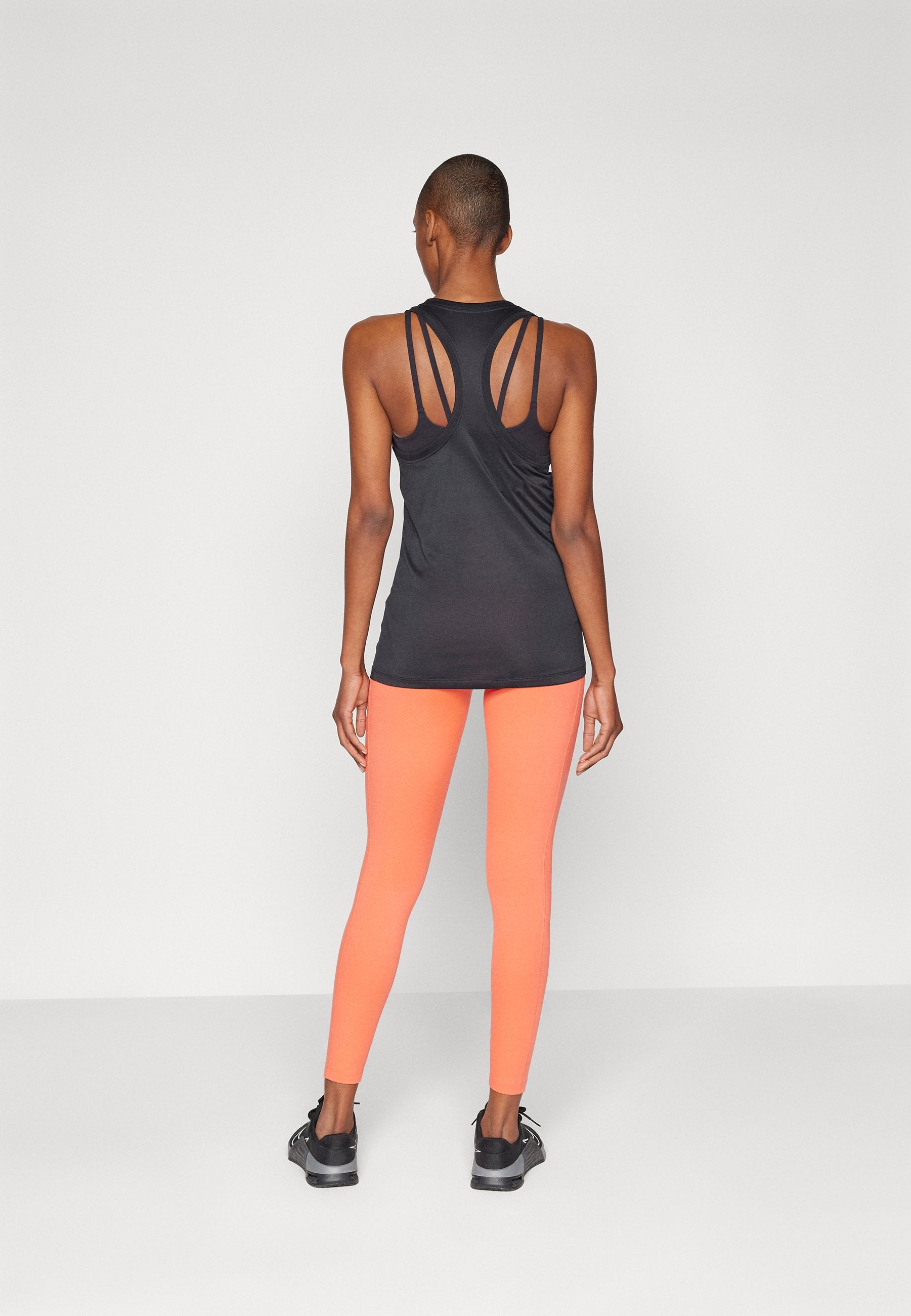 Nike Performance