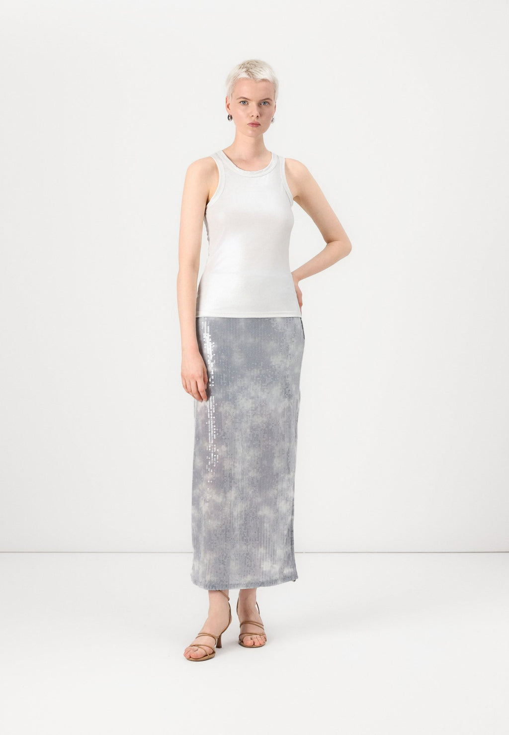ONLGOLDA TUBE SKIRT Media 2