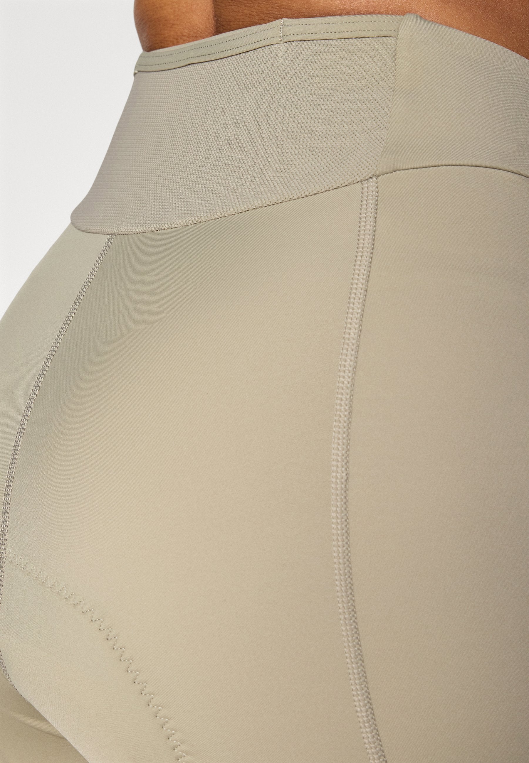 ODLO SHORT EXPLORER CARGO