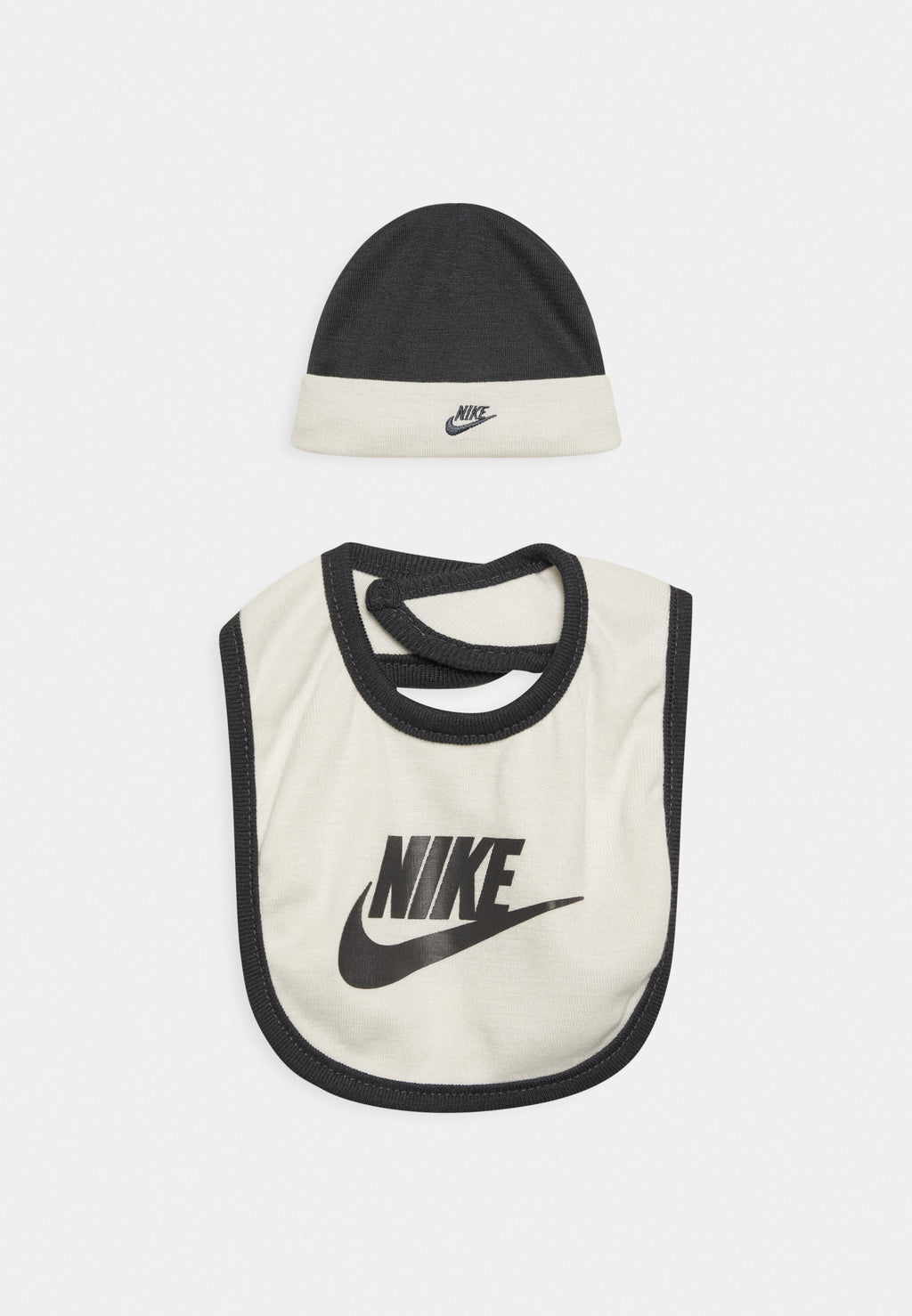 Nike Sportswear 8 PIECE GIFT SET