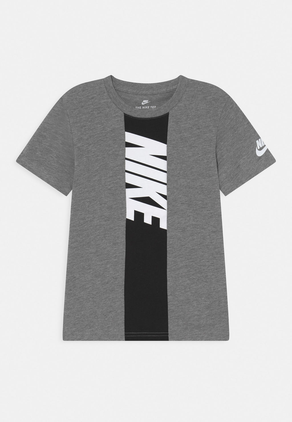 Nike Sportswear AMPLIFY