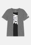 Nike Sportswear AMPLIFY