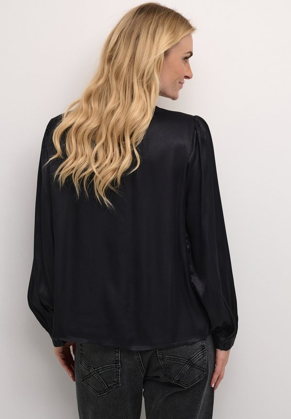 Cream VIRIA LONG SLEEVE