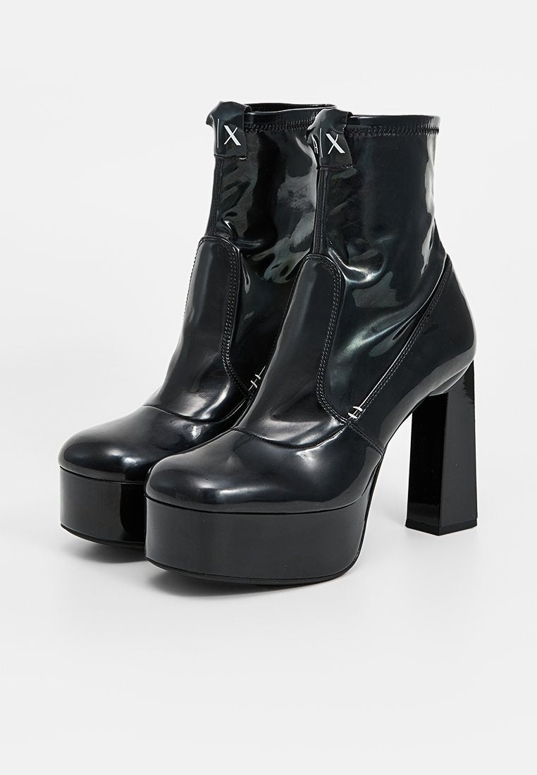 Armani Exchange Plateaustiefelette Media 2