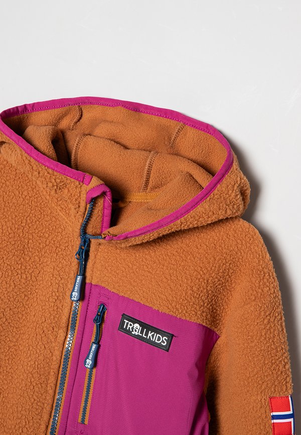 TROLLKIDS AURLANDSFJORD