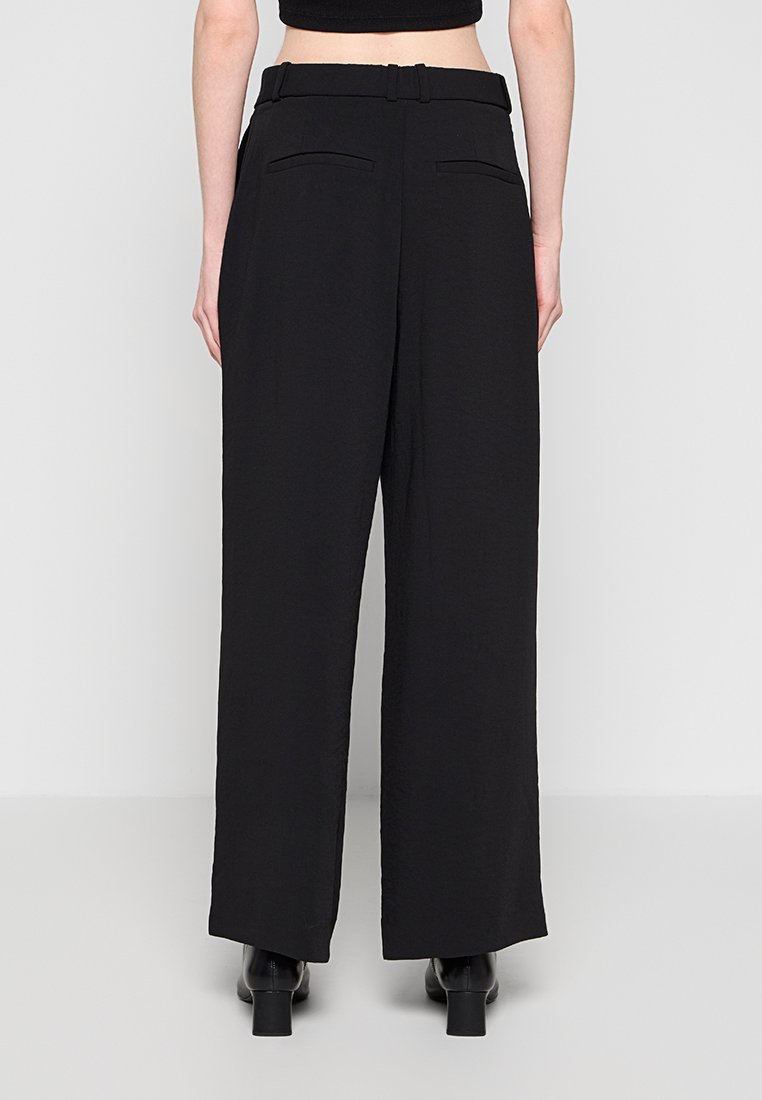 Abercrombie & Fitch WIDE LEG