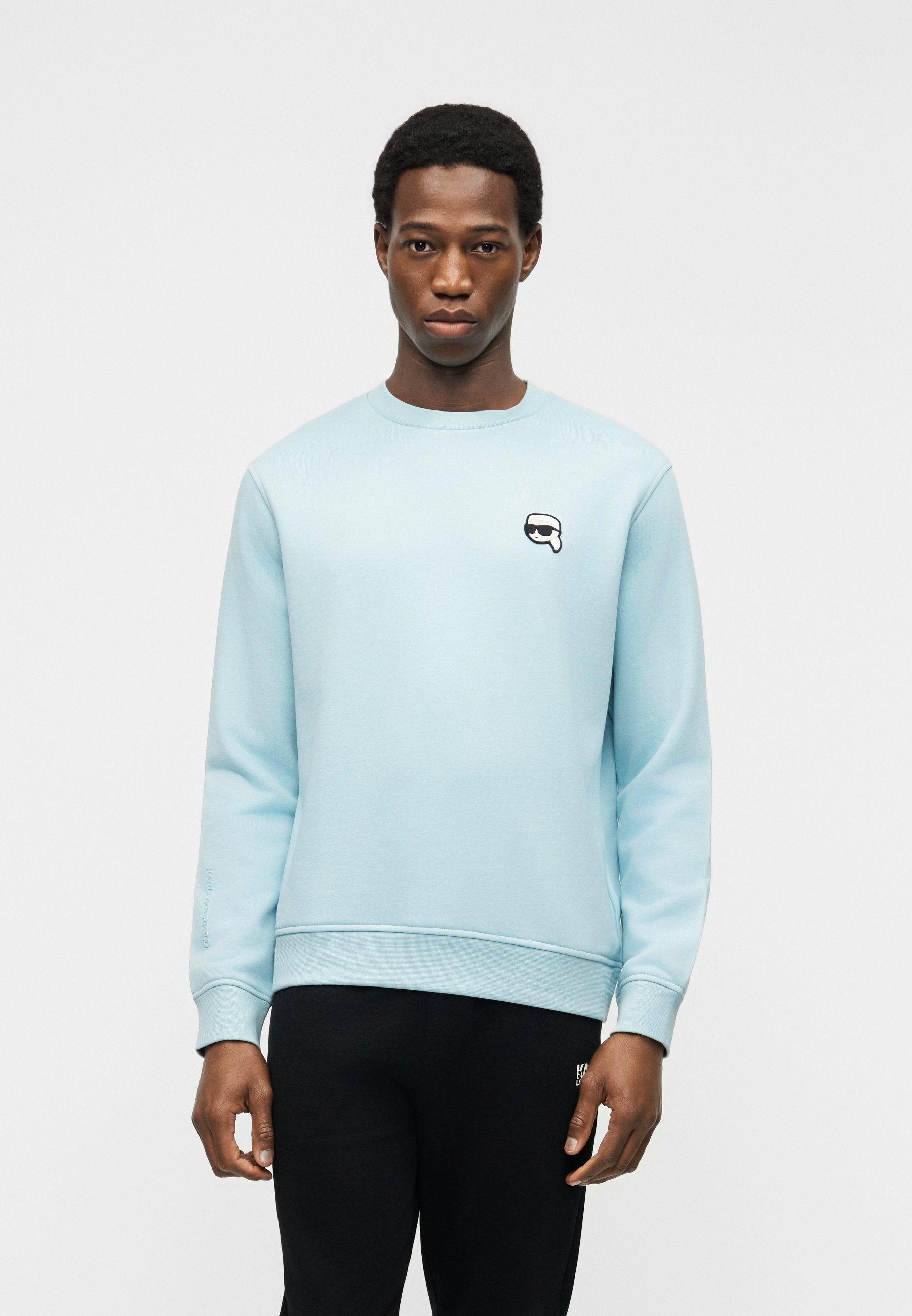 CREWNECK Media 3