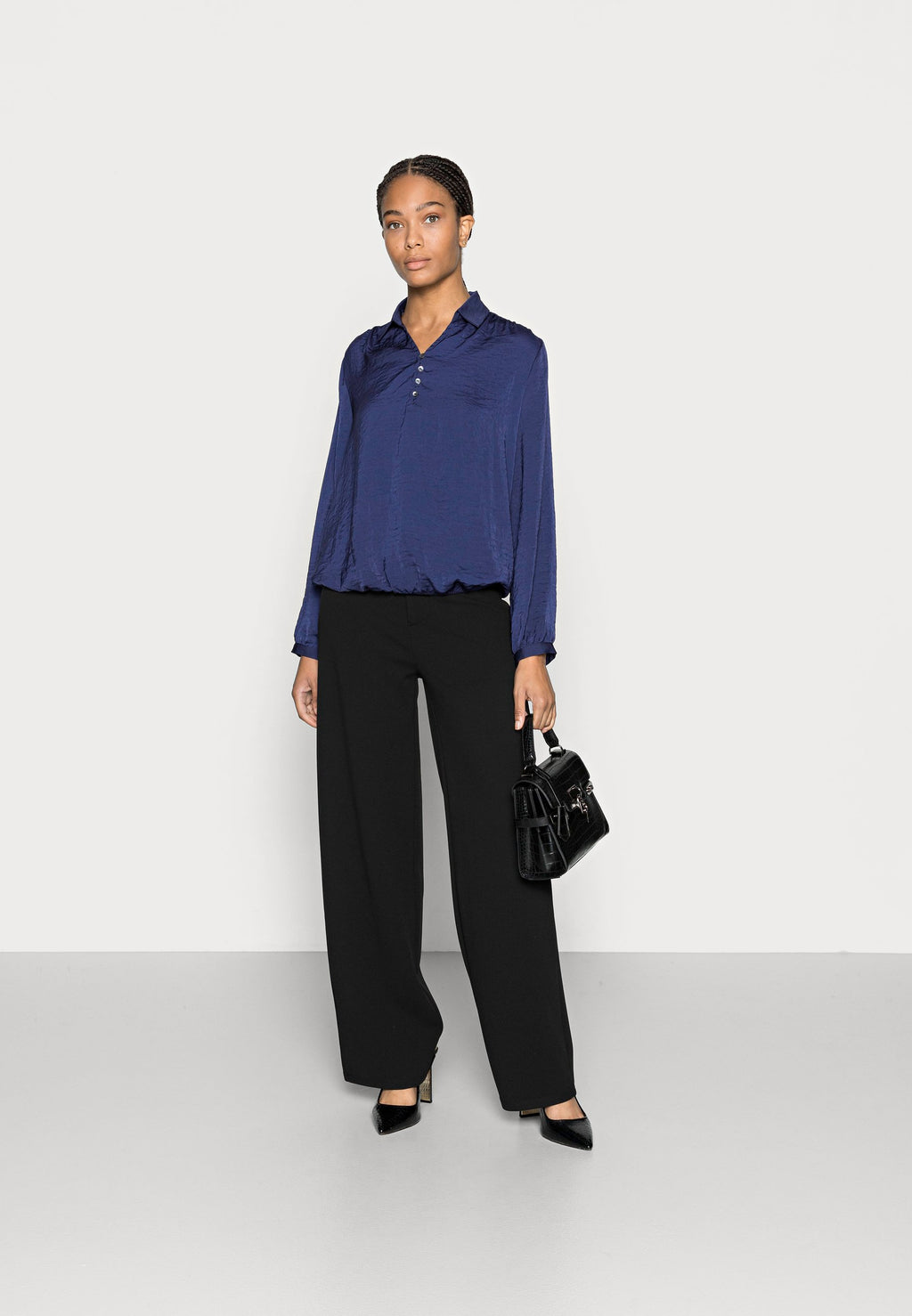 s.Oliver Langarmshirt Media 2