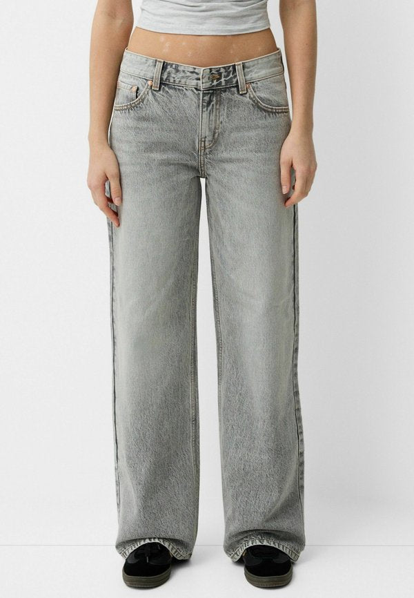 Bershka BOYFRIEND - Relaxed fit jeans - grey