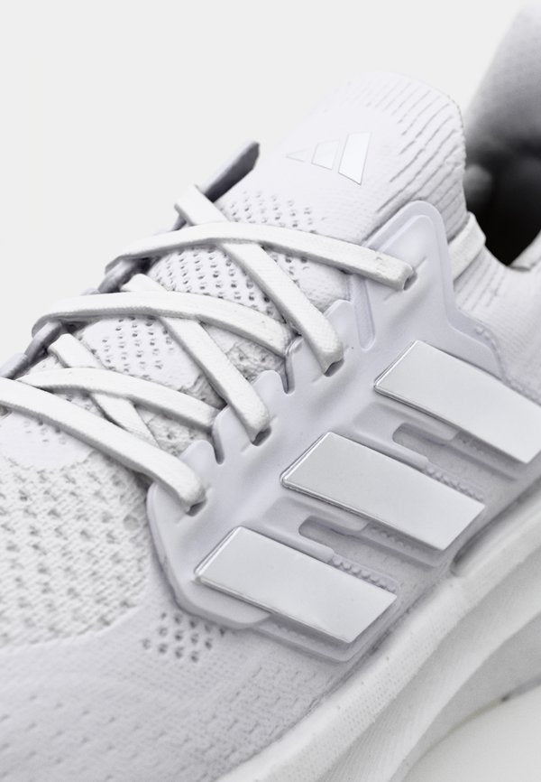 adidas Performance ULTRABOOST 5 W