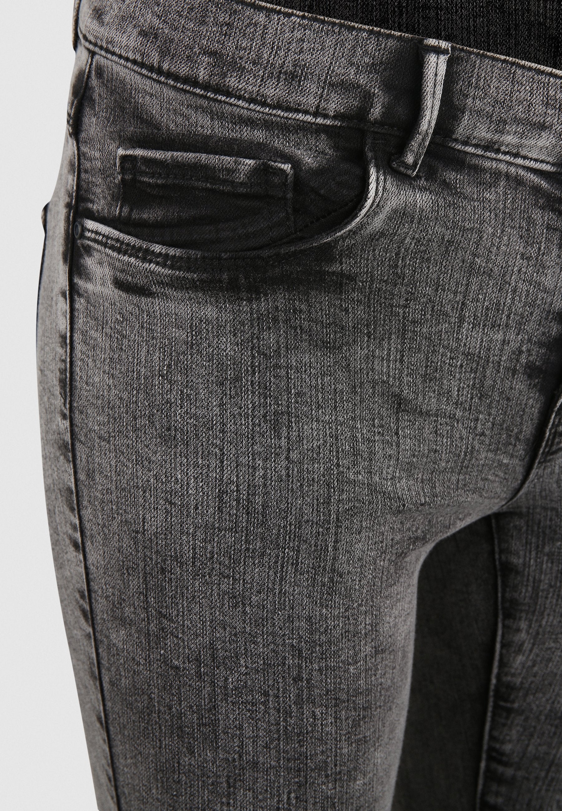 ONLRAIN ACID WASH Media 3