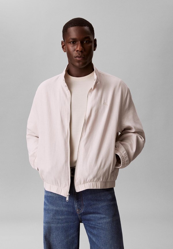 Calvin Klein Jeans RELAXED  - Bomber Jacket - white sand
