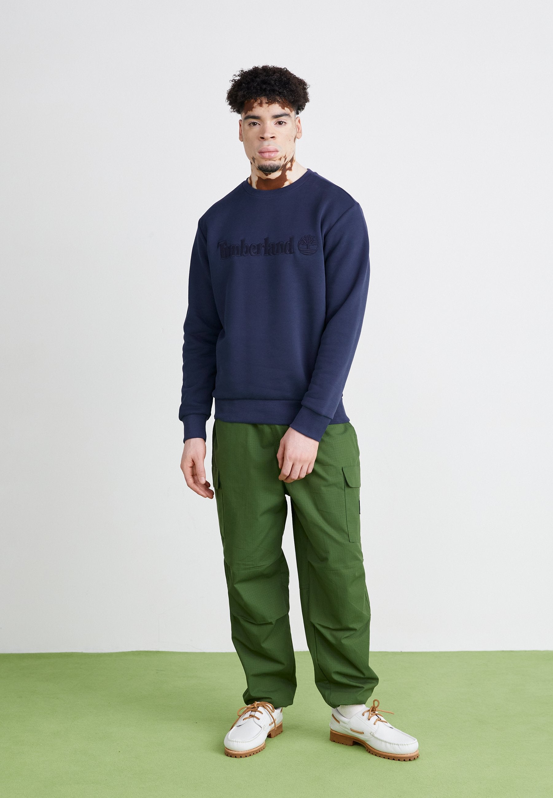 Timberland EMBROIDERY TONAL CREW NECK