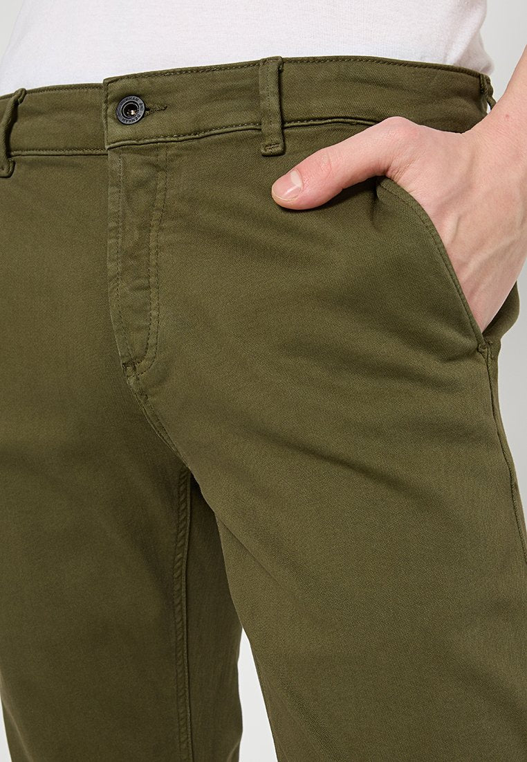 Denham RAZOR